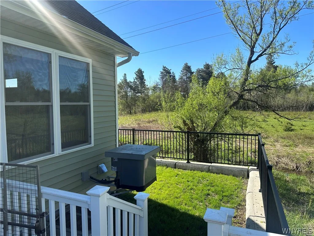 1201 Carriage Lane, West Seneca, New York 14224, West Seneca, New York 14224, 2 Bedrooms Bedrooms, 5 Rooms Rooms,1 BathroomBathrooms,Residential,Closed,1201 Carriage Lane, West Seneca, New York 14224,0,B1536350