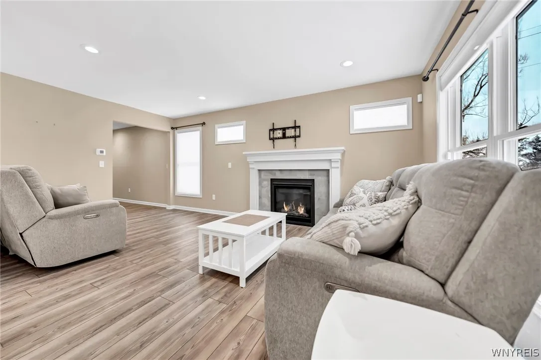 1201 Carriage Lane, West Seneca, New York 14224, West Seneca, New York 14224, 2 Bedrooms Bedrooms, 5 Rooms Rooms,1 BathroomBathrooms,Residential,Closed,1201 Carriage Lane, West Seneca, New York 14224,0,B1536350