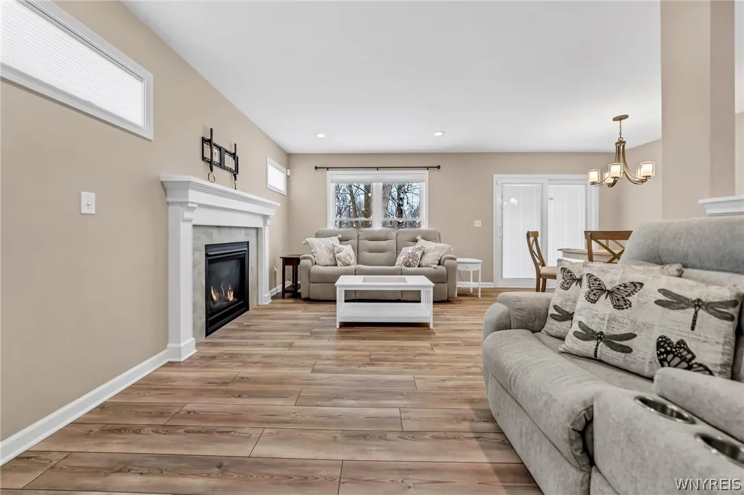 1201 Carriage Lane, West Seneca, New York 14224, West Seneca, New York 14224, 2 Bedrooms Bedrooms, 5 Rooms Rooms,1 BathroomBathrooms,Residential,Closed,1201 Carriage Lane, West Seneca, New York 14224,0,B1536350