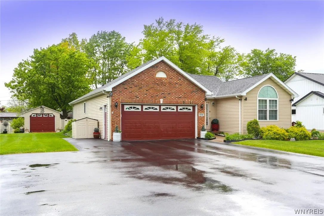 4510 Sheridan Drive, Amherst, New York 14221, Amherst, New York 14221, 3 Bedrooms Bedrooms, 6 Rooms Rooms,2 BathroomsBathrooms,Residential,Closed,4510 Sheridan Drive, Amherst, New York 14221,0,B1538188