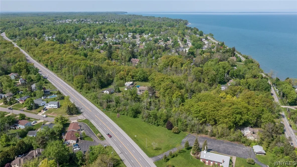 5401 Old Lake Shore Road, Hamburg, New York 14085, Hamburg, New York 14085, 5 Bedrooms Bedrooms, 12 Rooms Rooms,3 BathroomsBathrooms,Residential,Closed,5401 Old Lake Shore Road, Hamburg, New York 14085,0,B1538350