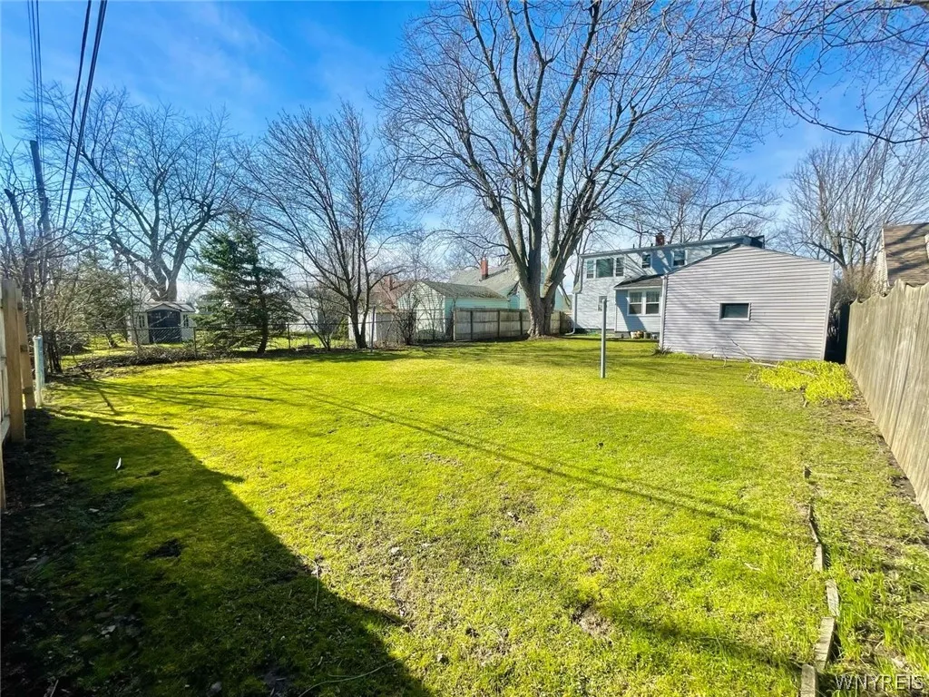 265 Harrison Avenue, Tonawanda-town, New York 1422, Tonawanda, New York 14223, 4 Bedrooms Bedrooms, 9 Rooms Rooms,2 BathroomsBathrooms,Residential,Closed,265 Harrison Avenue, Tonawanda-town, New York 1422,0,B1538906