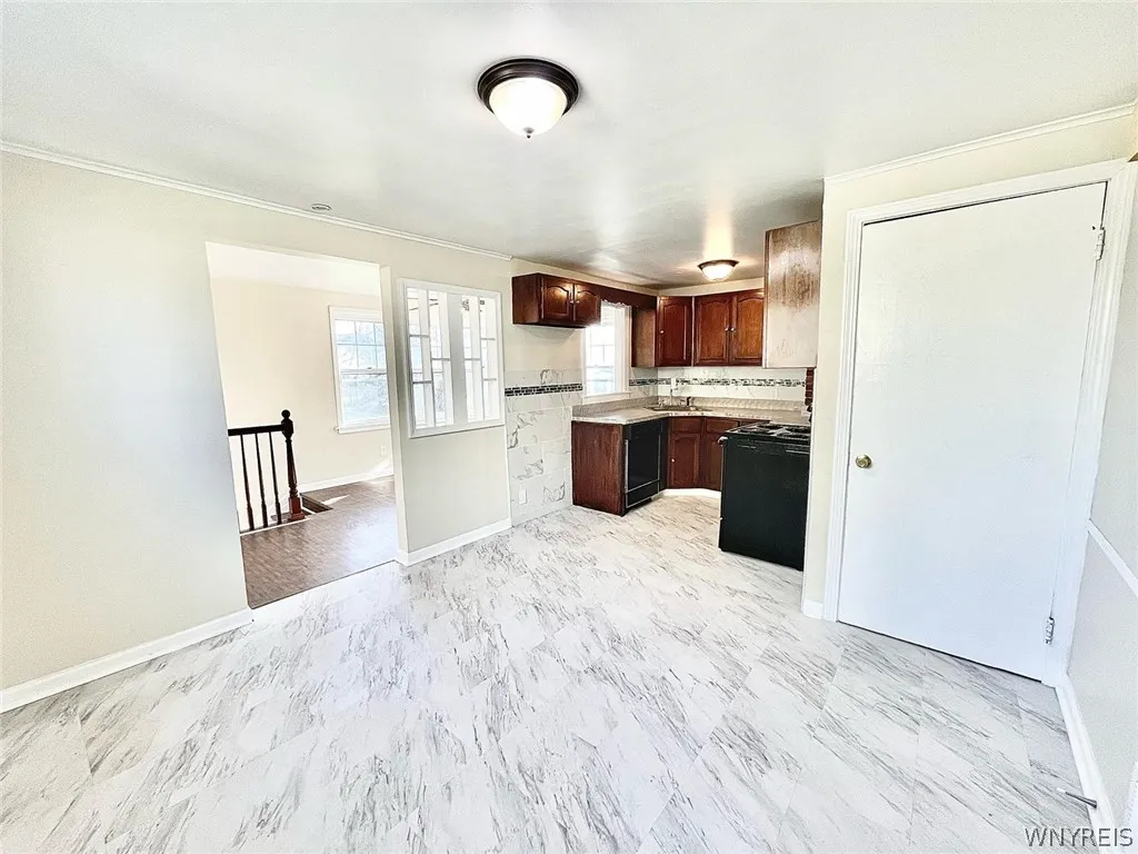 265 Harrison Avenue, Tonawanda-town, New York 1422, Tonawanda, New York 14223, 4 Bedrooms Bedrooms, 9 Rooms Rooms,2 BathroomsBathrooms,Residential,Closed,265 Harrison Avenue, Tonawanda-town, New York 1422,0,B1538906