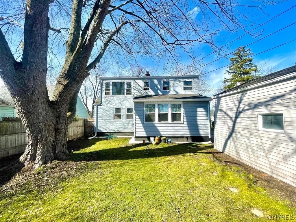265 Harrison Avenue, Tonawanda-town, New York 1422, Tonawanda, New York 14223, 4 Bedrooms Bedrooms, 9 Rooms Rooms,2 BathroomsBathrooms,Residential,Closed,265 Harrison Avenue, Tonawanda-town, New York 1422,0,B1538906