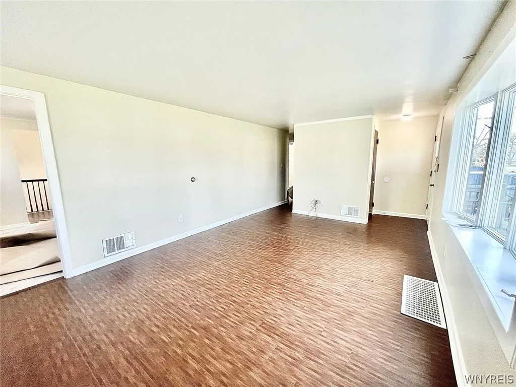 265 Harrison Avenue, Tonawanda-town, New York 1422, Tonawanda, New York 14223, 4 Bedrooms Bedrooms, 9 Rooms Rooms,2 BathroomsBathrooms,Residential,Closed,265 Harrison Avenue, Tonawanda-town, New York 1422,0,B1538906