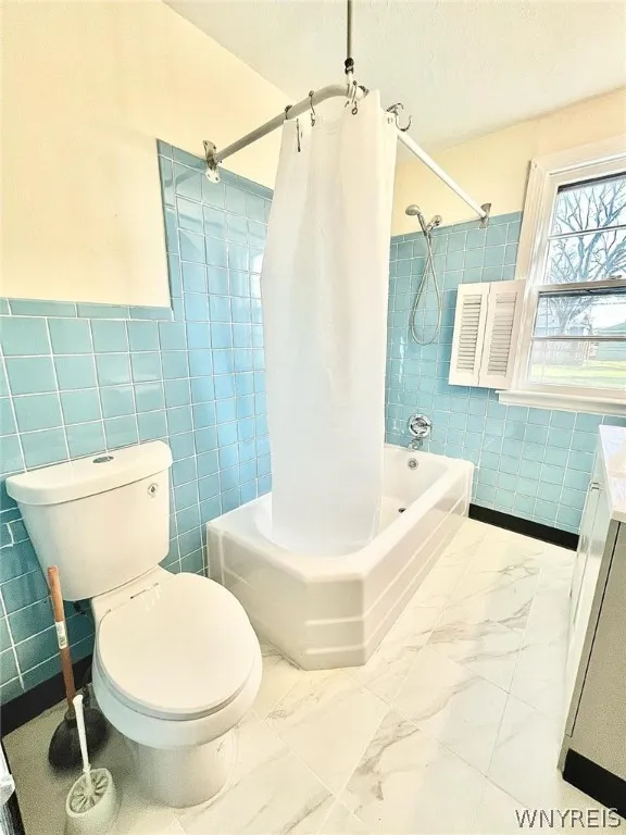 265 Harrison Avenue, Tonawanda-town, New York 1422, Tonawanda, New York 14223, 4 Bedrooms Bedrooms, 9 Rooms Rooms,2 BathroomsBathrooms,Residential,Closed,265 Harrison Avenue, Tonawanda-town, New York 1422,0,B1538906