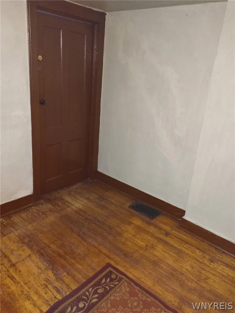 1510 Ashland Avenue, Niagara Falls, New York 14301, Niagara Falls, New York 14301, 6 Bedroom Bedrooms, ,3 BathroomBathrooms,Residential,For Sale,1510 Ashland Avenue, Niagara Falls, New York 14301,0,B1538985