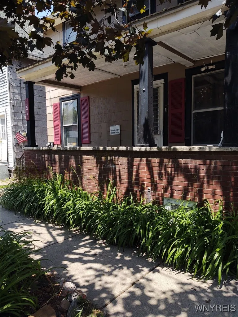 1510 Ashland Avenue, Niagara Falls, New York 14301, Niagara Falls, New York 14301, 6 Bedroom Bedrooms, ,3 BathroomBathrooms,Residential,For Sale,1510 Ashland Avenue, Niagara Falls, New York 14301,0,B1538985