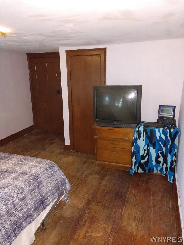 1510 Ashland Avenue, Niagara Falls, New York 14301, Niagara Falls, New York 14301, 6 Bedroom Bedrooms, ,3 BathroomBathrooms,Residential,For Sale,1510 Ashland Avenue, Niagara Falls, New York 14301,0,B1538985