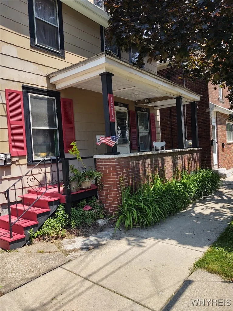 1510 Ashland Avenue, Niagara Falls, New York 14301, Niagara Falls, New York 14301, 6 Bedroom Bedrooms, ,3 BathroomBathrooms,Residential,For Sale,1510 Ashland Avenue, Niagara Falls, New York 14301,0,B1538985