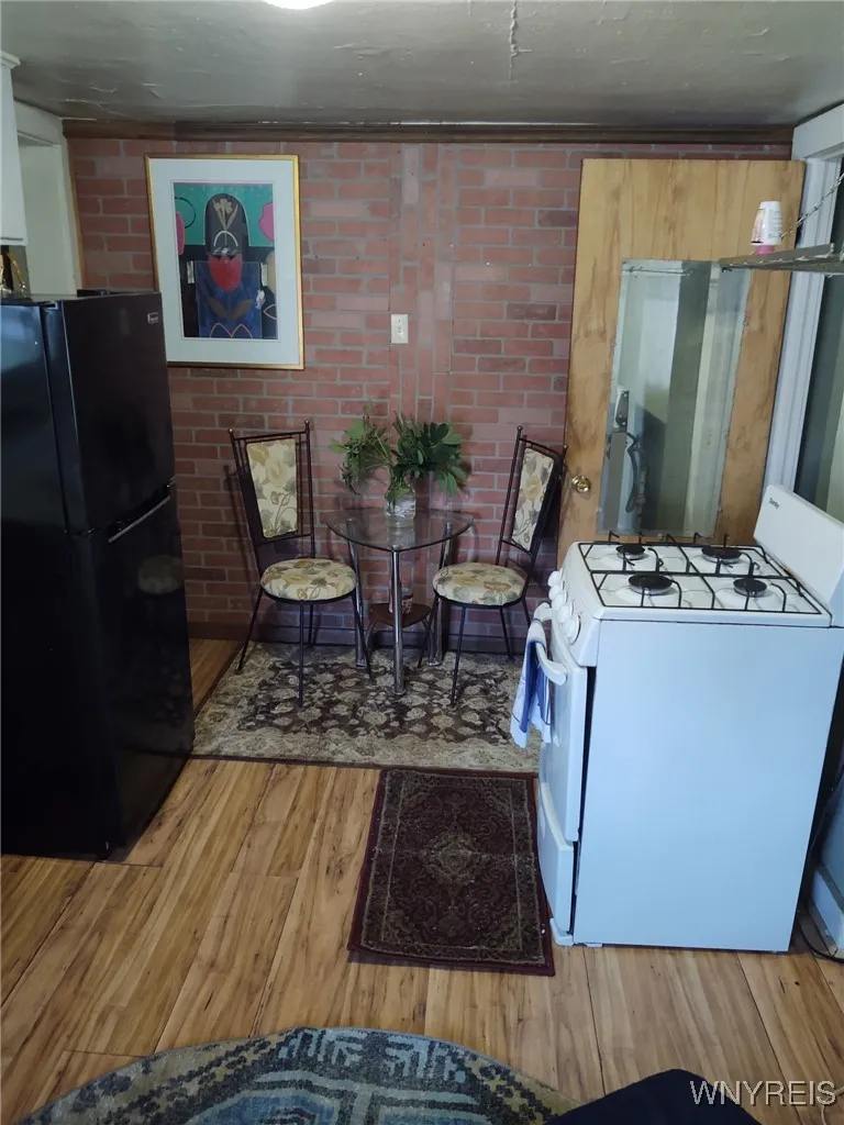 1510 Ashland Avenue, Niagara Falls, New York 14301, Niagara Falls, New York 14301, 6 Bedroom Bedrooms, ,3 BathroomBathrooms,Residential,For Sale,1510 Ashland Avenue, Niagara Falls, New York 14301,0,B1538985