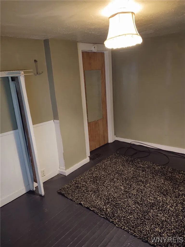 1510 Ashland Avenue, Niagara Falls, New York 14301, Niagara Falls, New York 14301, 6 Bedroom Bedrooms, ,3 BathroomBathrooms,Residential,For Sale,1510 Ashland Avenue, Niagara Falls, New York 14301,0,B1538985