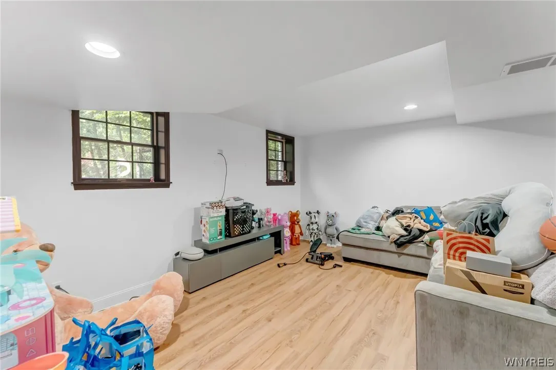 105 Knob Hill Road, Orchard Park, New York 14127, Orchard Park, New York 14127, 5 Bedrooms Bedrooms, 14 Rooms Rooms,4 BathroomsBathrooms,Residential,Closed,105 Knob Hill Road, Orchard Park, New York 14127,0,B1539730