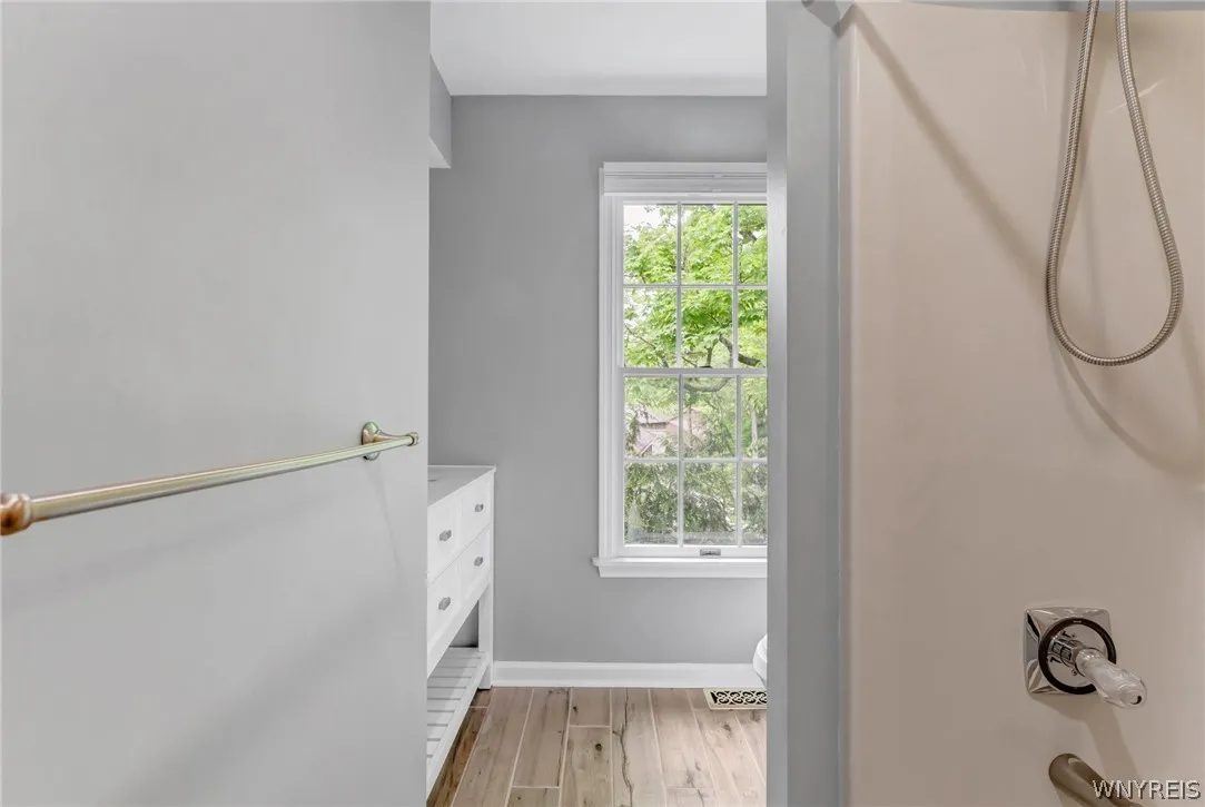105 Knob Hill Road, Orchard Park, New York 14127, Orchard Park, New York 14127, 5 Bedrooms Bedrooms, 14 Rooms Rooms,4 BathroomsBathrooms,Residential,Closed,105 Knob Hill Road, Orchard Park, New York 14127,0,B1539730