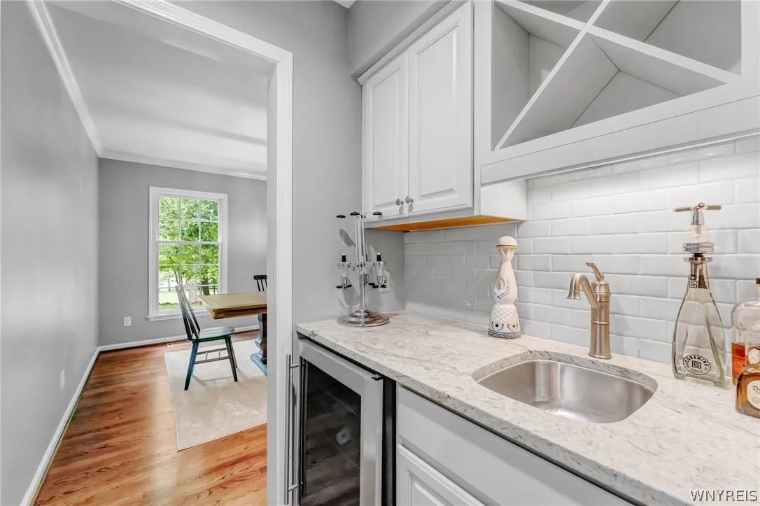 105 Knob Hill Road, Orchard Park, New York 14127, Orchard Park, New York 14127, 5 Bedrooms Bedrooms, 14 Rooms Rooms,4 BathroomsBathrooms,Residential,Closed,105 Knob Hill Road, Orchard Park, New York 14127,0,B1539730