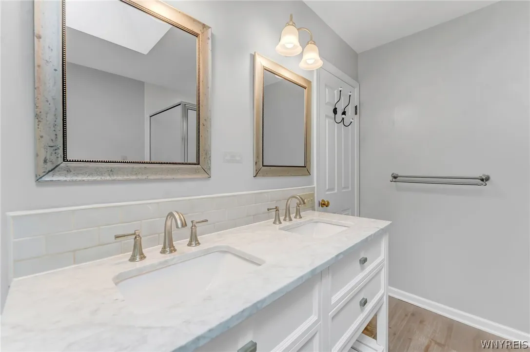 105 Knob Hill Road, Orchard Park, New York 14127, Orchard Park, New York 14127, 5 Bedrooms Bedrooms, 14 Rooms Rooms,4 BathroomsBathrooms,Residential,Closed,105 Knob Hill Road, Orchard Park, New York 14127,0,B1539730