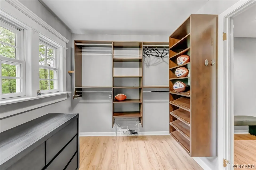 105 Knob Hill Road, Orchard Park, New York 14127, Orchard Park, New York 14127, 5 Bedrooms Bedrooms, 14 Rooms Rooms,4 BathroomsBathrooms,Residential,Closed,105 Knob Hill Road, Orchard Park, New York 14127,0,B1539730
