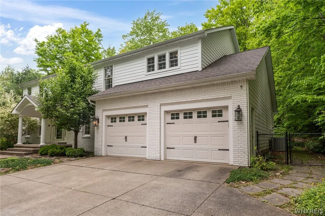 105 Knob Hill Road, Orchard Park, New York 14127, Orchard Park, New York 14127, 5 Bedrooms Bedrooms, 14 Rooms Rooms,4 BathroomsBathrooms,Residential,Closed,105 Knob Hill Road, Orchard Park, New York 14127,0,B1539730