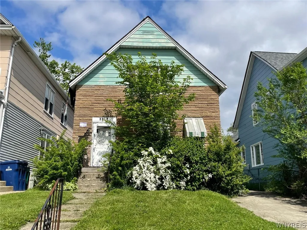 2311 Niagara Street, Buffalo, New York 14207, Buffalo, New York 14207, 3 Bedrooms Bedrooms, 7 Rooms Rooms,1 BathroomBathrooms,Residential,Closed,2311 Niagara Street, Buffalo, New York 14207,0,B1539784