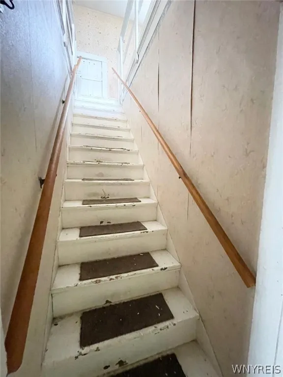 2311 Niagara Street, Buffalo, New York 14207, Buffalo, New York 14207, 3 Bedrooms Bedrooms, 7 Rooms Rooms,1 BathroomBathrooms,Residential,Closed,2311 Niagara Street, Buffalo, New York 14207,0,B1539784