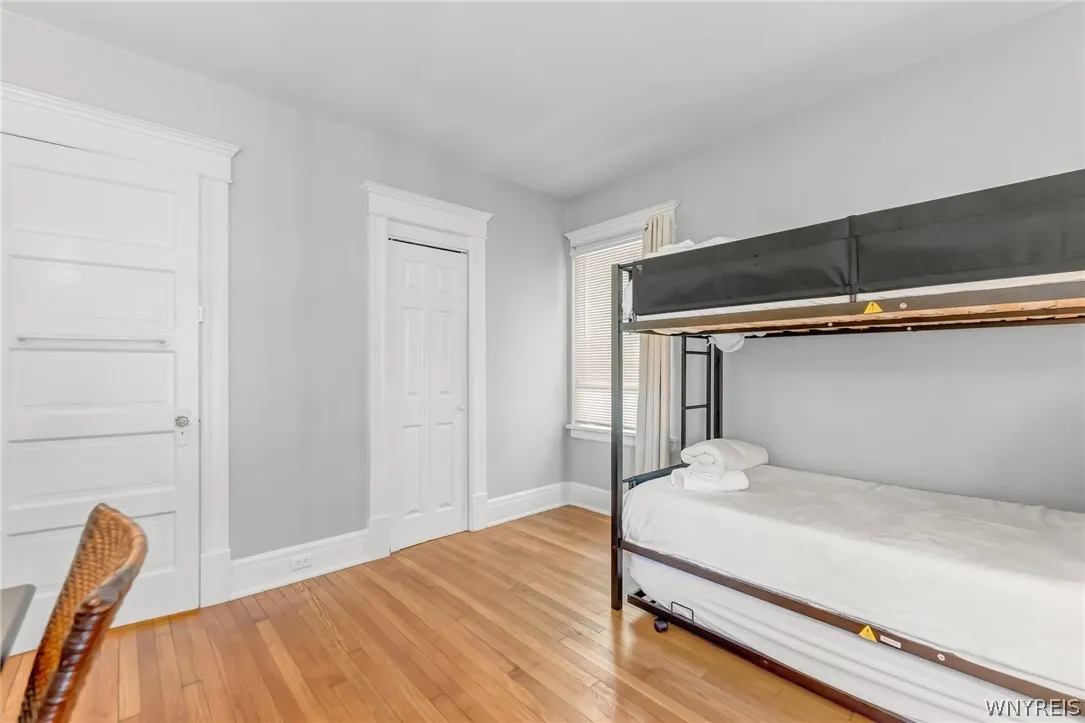 61 Manchester Place, Buffalo, New York 14213, Buffalo, New York 14213, 6 Bedrooms Bedrooms, ,2 BathroomsBathrooms,Residential,Closed,61 Manchester Place, Buffalo, New York 14213,0,B1540601