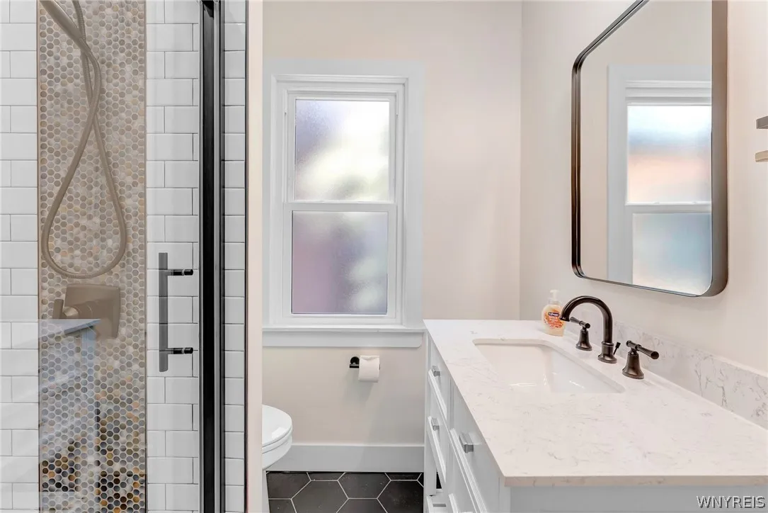 61 Manchester Place, Buffalo, New York 14213, Buffalo, New York 14213, 6 Bedrooms Bedrooms, ,2 BathroomsBathrooms,Residential,Closed,61 Manchester Place, Buffalo, New York 14213,0,B1540601