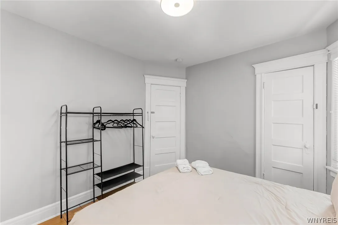 61 Manchester Place, Buffalo, New York 14213, Buffalo, New York 14213, 6 Bedrooms Bedrooms, ,2 BathroomsBathrooms,Residential,Closed,61 Manchester Place, Buffalo, New York 14213,0,B1540601