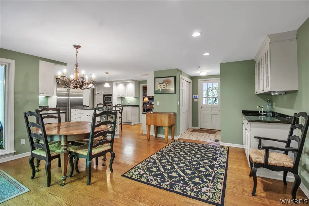 6 Concord Drive, Orchard Park, New York 14127, Orchard Park, New York 14127, 4 Bedrooms Bedrooms, 12 Rooms Rooms,2 BathroomsBathrooms,Residential,Closed,6 Concord Drive, Orchard Park, New York 14127,0,B1540401