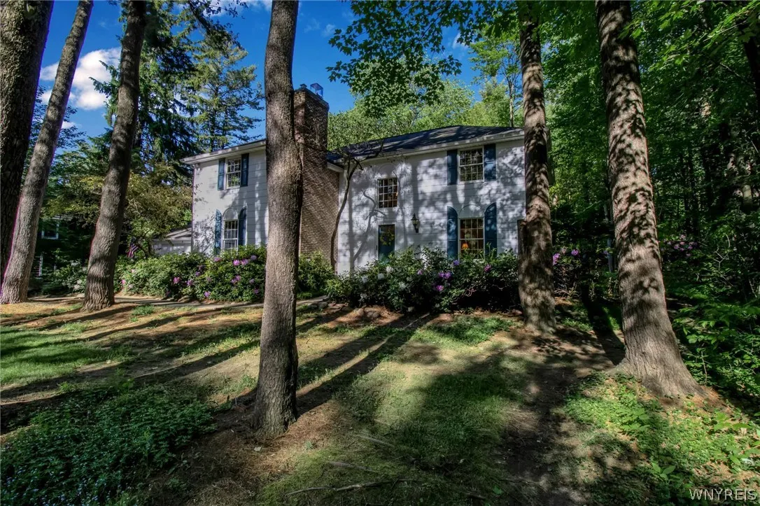 6 Concord Drive, Orchard Park, New York 14127, Orchard Park, New York 14127, 4 Bedrooms Bedrooms, 12 Rooms Rooms,2 BathroomsBathrooms,Residential,Closed,6 Concord Drive, Orchard Park, New York 14127,0,B1540401