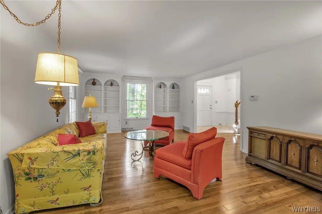 6 Concord Drive, Orchard Park, New York 14127, Orchard Park, New York 14127, 4 Bedrooms Bedrooms, 12 Rooms Rooms,2 BathroomsBathrooms,Residential,Closed,6 Concord Drive, Orchard Park, New York 14127,0,B1540401
