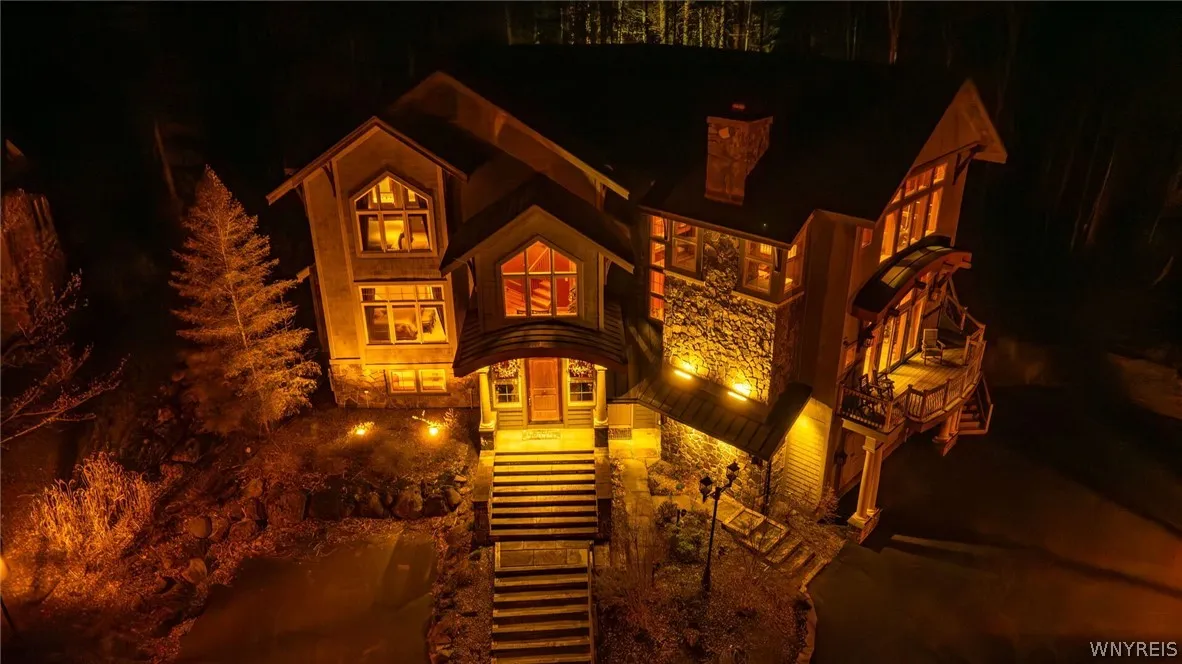 1 Greer Hill Drive, Ellicottville, New York 14731, Ellicottville, New York 14731, 7 Bedrooms Bedrooms, 15 Rooms Rooms,6 BathroomsBathrooms,Residential,For Sale,1 Greer Hill Drive, Ellicottville, New York 14731,0,B1540078