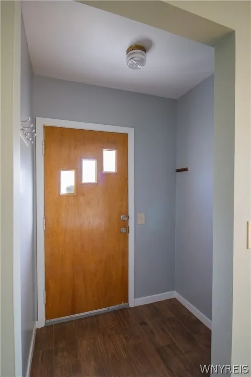 526 Capen Boulevard, Amherst, New York 14226, Amherst, New York 14226, 3 Bedrooms Bedrooms, 6 Rooms Rooms,1 BathroomBathrooms,Residential,Closed,526 Capen Boulevard, Amherst, New York 14226,0,B1541085