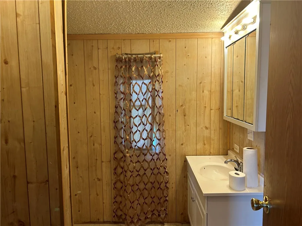 418 County Road 44, Plymouth, New York 13815, Plymouth, New York 13815, 7 Bedrooms Bedrooms, ,4 BathroomsBathrooms,Residential,Closed,418 County Road 44, Plymouth, New York 13815,R1540020