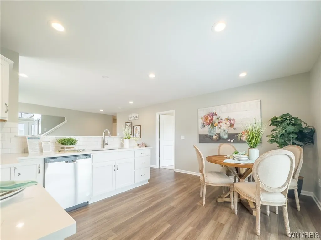 8 White Orchid Way, Lancaster, New York 14086, Lancaster, New York 14086, 3 Bedrooms Bedrooms, 5 Rooms Rooms,2 BathroomsBathrooms,Residential,Closed,8 White Orchid Way, Lancaster, New York 14086,0,B1541622