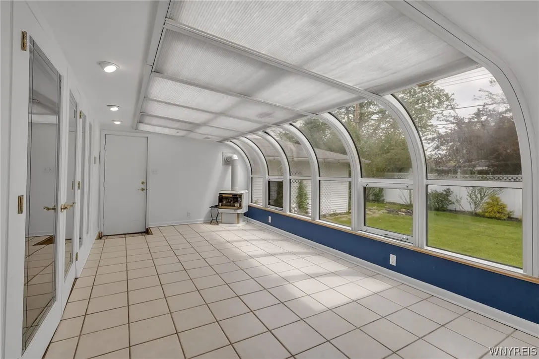 555 Lynbrook Avenue, Tonawanda-town, New York 1415, Tonawanda, New York 14150, 3 Bedrooms Bedrooms, 7 Rooms Rooms,2 BathroomsBathrooms,Residential,Closed,555 Lynbrook Avenue, Tonawanda-town, New York 1415,0,B1541612