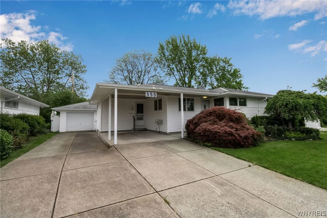 555 Lynbrook Avenue, Tonawanda-town, New York 1415, Tonawanda, New York 14150, 3 Bedrooms Bedrooms, 7 Rooms Rooms,2 BathroomsBathrooms,Residential,Closed,555 Lynbrook Avenue, Tonawanda-town, New York 1415,0,B1541612