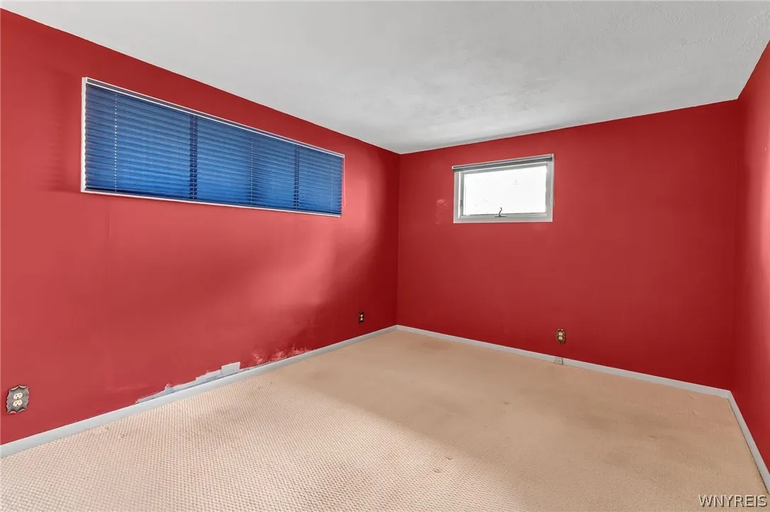 555 Lynbrook Avenue, Tonawanda-town, New York 1415, Tonawanda, New York 14150, 3 Bedrooms Bedrooms, 7 Rooms Rooms,2 BathroomsBathrooms,Residential,Closed,555 Lynbrook Avenue, Tonawanda-town, New York 1415,0,B1541612