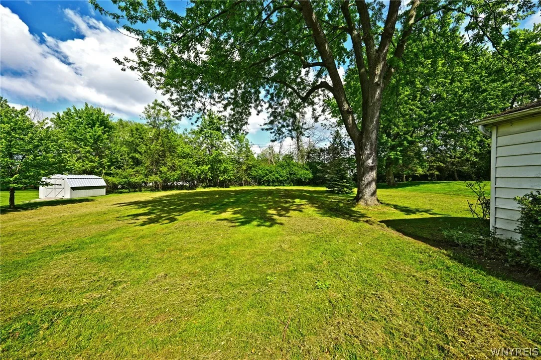4985 Clearview Drive, Clarence, New York 14221, Clarence, New York 14221, 3 Bedrooms Bedrooms, 7 Rooms Rooms,1 BathroomBathrooms,Residential,Closed,4985 Clearview Drive, Clarence, New York 14221,0,B1541510