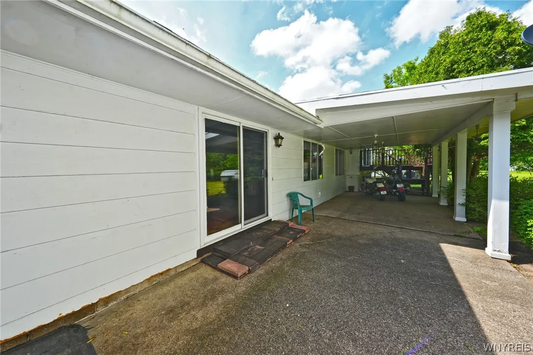 4985 Clearview Drive, Clarence, New York 14221, Clarence, New York 14221, 3 Bedrooms Bedrooms, 7 Rooms Rooms,1 BathroomBathrooms,Residential,Closed,4985 Clearview Drive, Clarence, New York 14221,0,B1541510