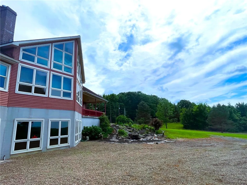 1234 Overhiser Road, Hanover, New York 14062, Hanover, New York 14062, 4 Bedrooms Bedrooms, 11 Rooms Rooms,2 BathroomsBathrooms,Residential,For Sale,1234 Overhiser Road, Hanover, New York 14062,0,R1542301