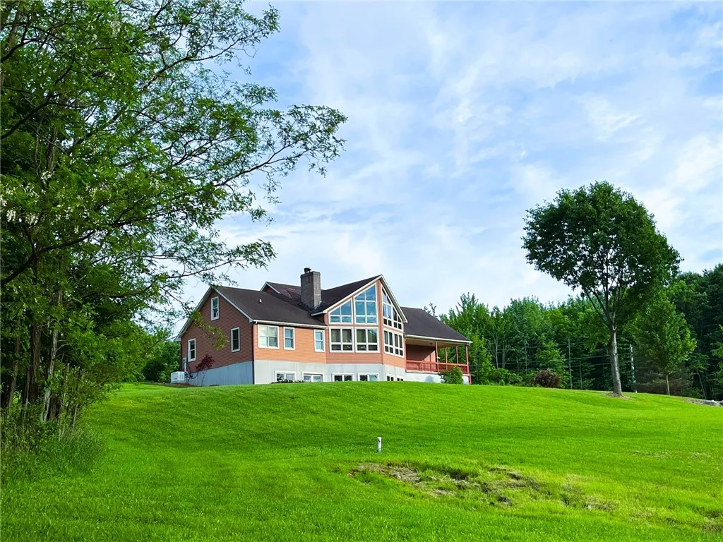 1234 Overhiser Road, Hanover, New York 14062, Hanover, New York 14062, 4 Bedrooms Bedrooms, 11 Rooms Rooms,2 BathroomsBathrooms,Residential,For Sale,1234 Overhiser Road, Hanover, New York 14062,0,R1542301