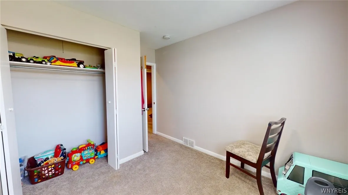 112 Leydecker Road, West Seneca, New York 14224, West Seneca, New York 14224, 4 Bedrooms Bedrooms, 9 Rooms Rooms,2 BathroomsBathrooms,Residential,Closed,112 Leydecker Road, West Seneca, New York 14224,0,B1542058