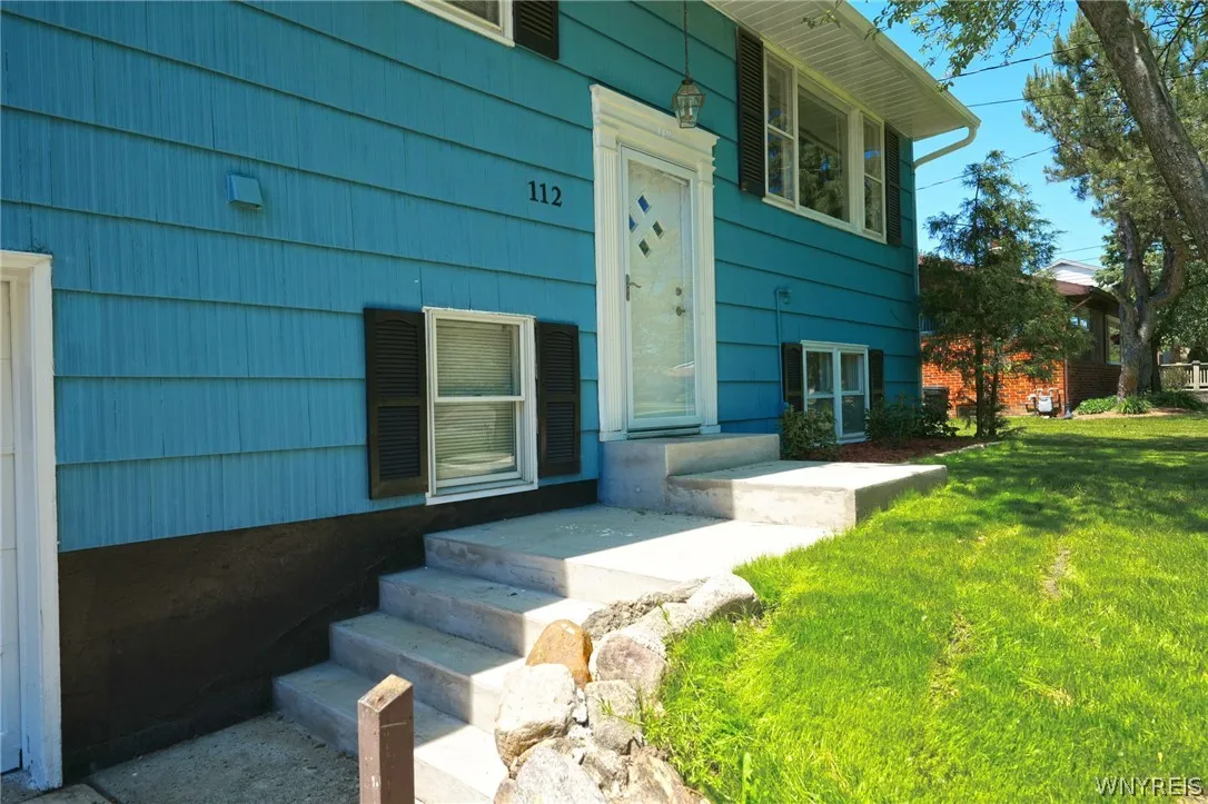 112 Leydecker Road, West Seneca, New York 14224, West Seneca, New York 14224, 4 Bedrooms Bedrooms, 9 Rooms Rooms,2 BathroomsBathrooms,Residential,Closed,112 Leydecker Road, West Seneca, New York 14224,0,B1542058