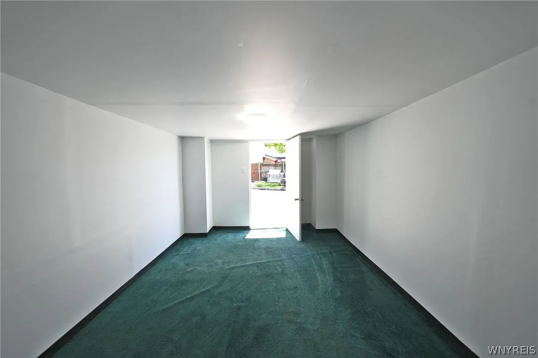 112 Leydecker Road, West Seneca, New York 14224, West Seneca, New York 14224, 4 Bedrooms Bedrooms, 9 Rooms Rooms,2 BathroomsBathrooms,Residential,Closed,112 Leydecker Road, West Seneca, New York 14224,0,B1542058