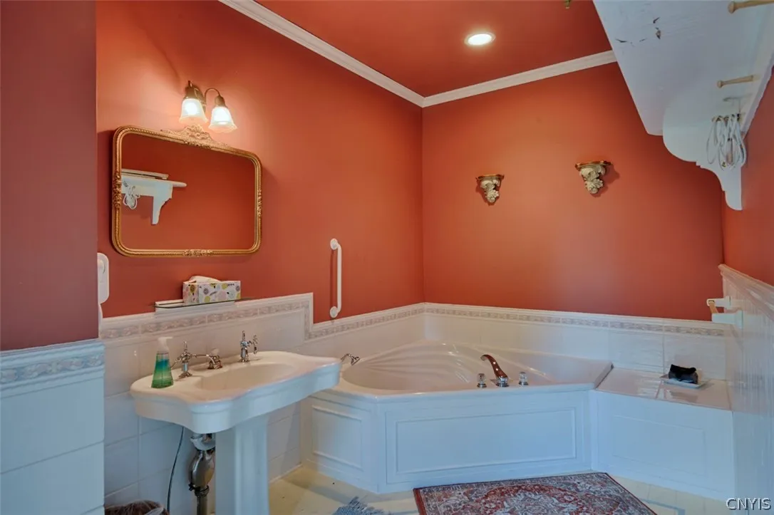 21979 Club Road, Alexandria, New York 13640, Alexandria, New York 13640, 10 Bedroom Bedrooms, 20 Room Rooms,7 BathroomBathrooms,Residential,For Sale,21979 Club Road, Alexandria, New York 13640,0,S1542674