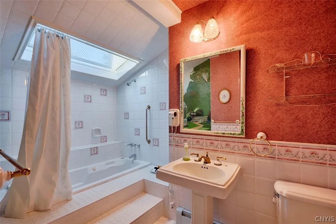 21979 Club Road, Alexandria, New York 13640, Alexandria, New York 13640, 10 Bedroom Bedrooms, 20 Room Rooms,7 BathroomBathrooms,Residential,For Sale,21979 Club Road, Alexandria, New York 13640,0,S1542674