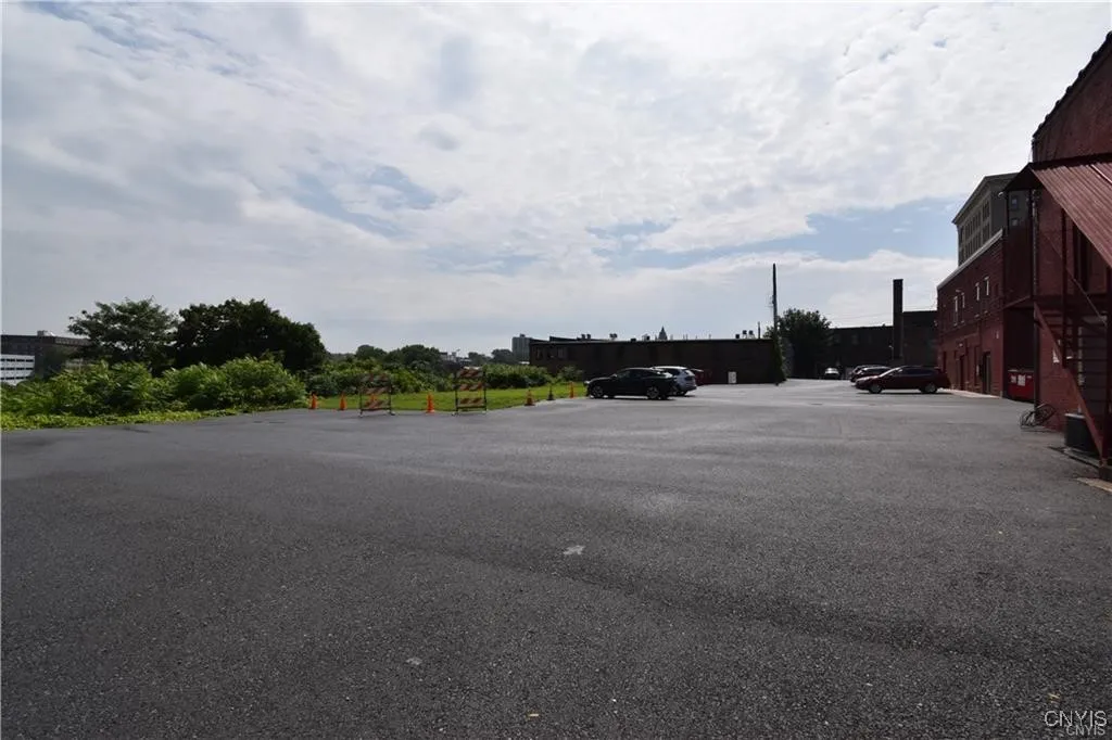 Parking Lot
