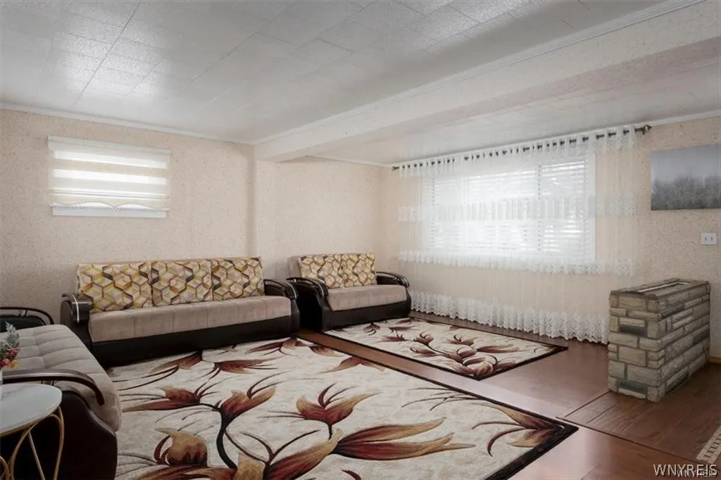 58 Albemarle Street, Buffalo, New York 14207, Buffalo, New York 14207, 4 Bedrooms Bedrooms, 8 Rooms Rooms,2 BathroomsBathrooms,Residential,Closed,58 Albemarle Street, Buffalo, New York 14207,0,B1542964