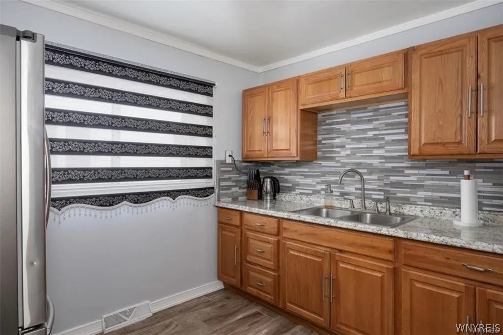 58 Albemarle Street, Buffalo, New York 14207, Buffalo, New York 14207, 4 Bedrooms Bedrooms, 8 Rooms Rooms,2 BathroomsBathrooms,Residential,Closed,58 Albemarle Street, Buffalo, New York 14207,0,B1542964