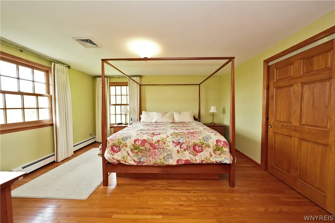 6215 Bunting Road, Orchard Park, New York 14127, Orchard Park, New York 14127, 4 Bedrooms Bedrooms, 13 Rooms Rooms,2 BathroomsBathrooms,Residential,Closed,6215 Bunting Road, Orchard Park, New York 14127,0,B1543253